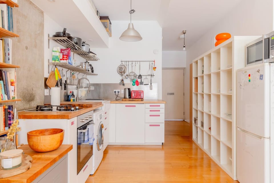 Charmingly Trendy 1bed Flat near Regents Canal Apartment in London