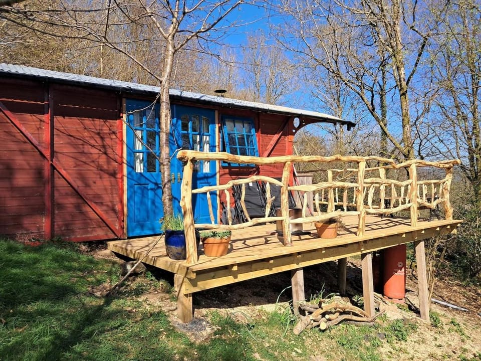 Hilltop Train Carriage with a View Campground/ 
RV Resort in Wales