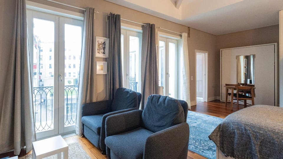 Cardosas Spacious Studio by LovelyStay Apartment in Porto