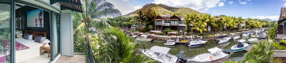 Rising Sun - Stylish & Comfortable Marina Duplex Villa in Rivière Noire District, Mauritius