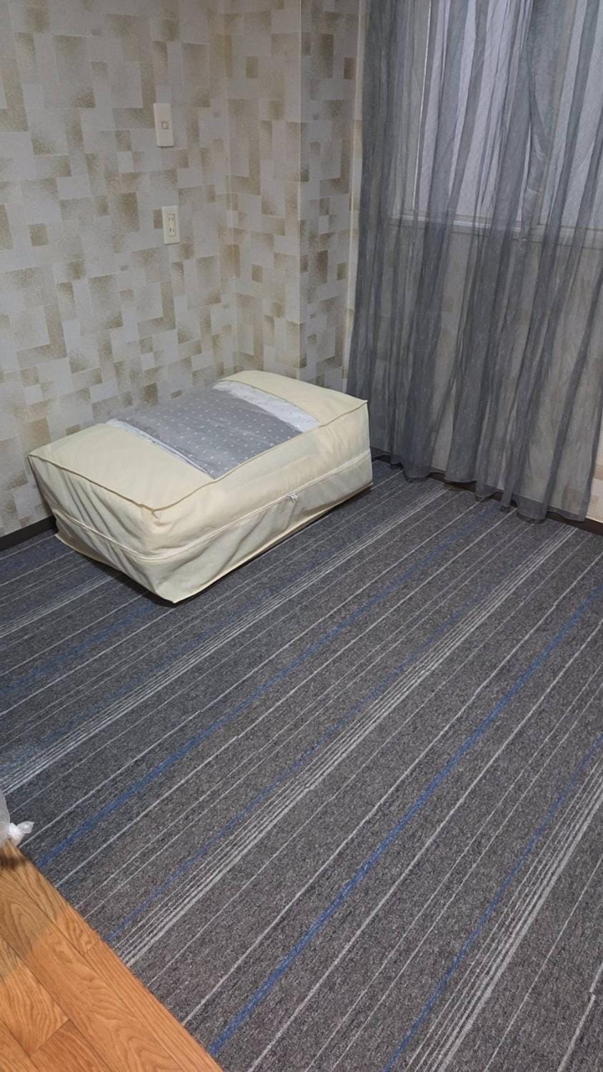 Osaka Umeda West JR Tsukamoto Inn BB Apartment in Osaka