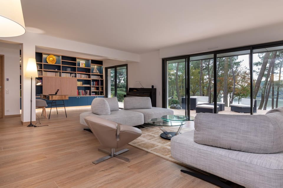 Property building, Living room