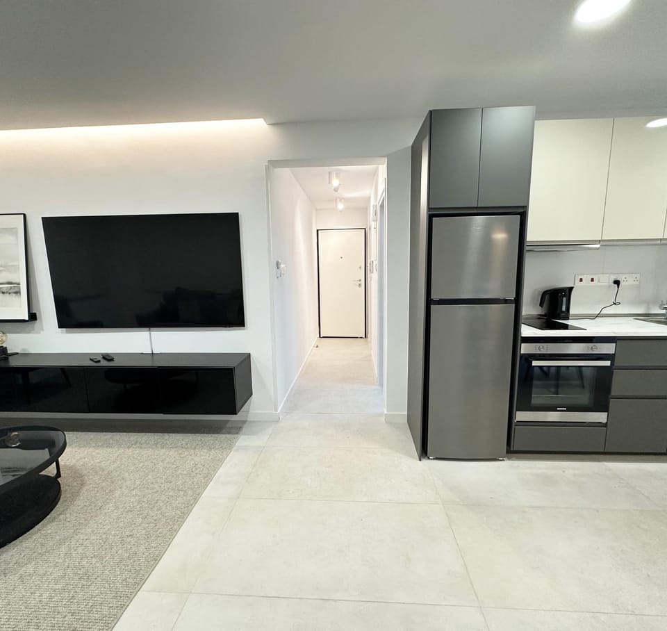 Kitchen or kitchenette, Evening entertainment, oven, stove