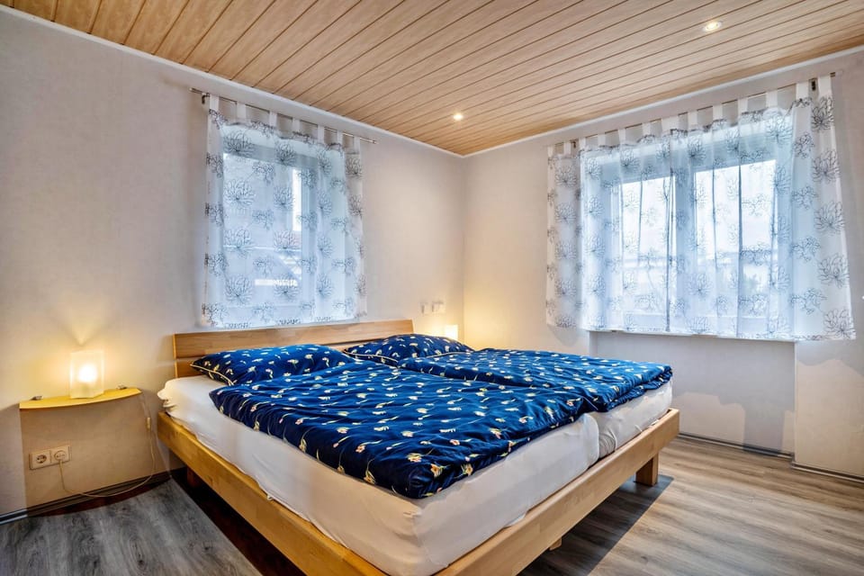 Property building, Living room, Bedroom