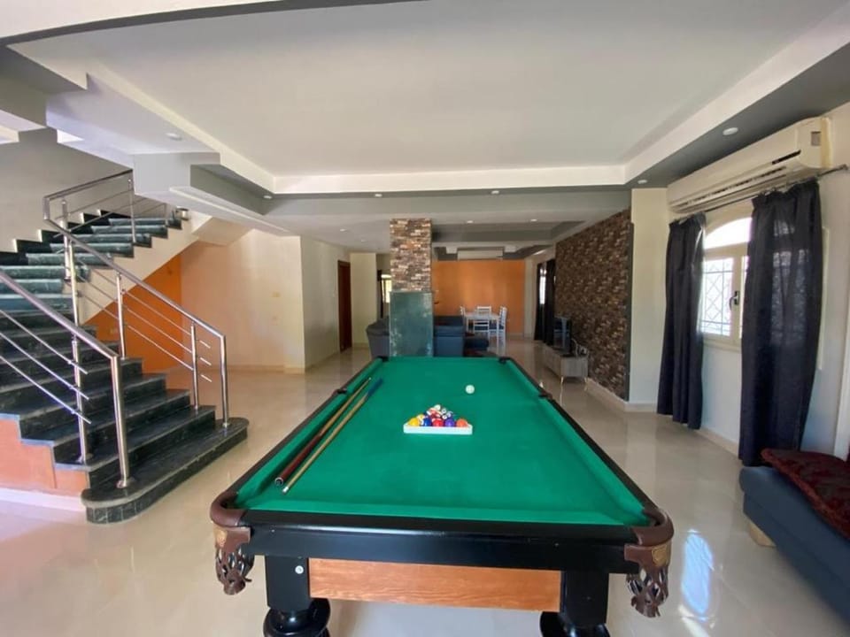 Billiard, Billiard, Living room