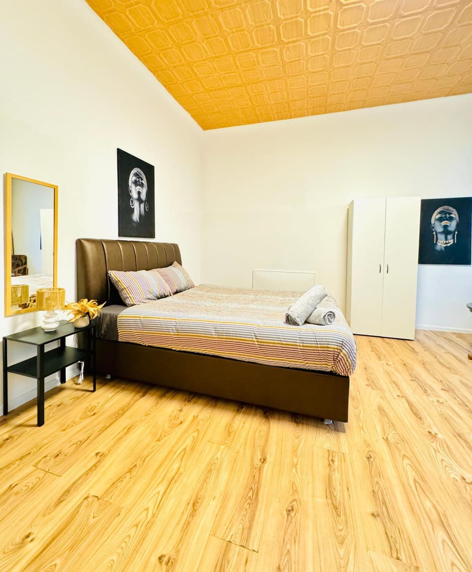 Bed, Bedroom, wardrobe