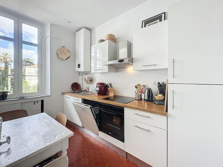 50m2 Centre-ville, 2 terrasses, climatisation Apartment in Cannes