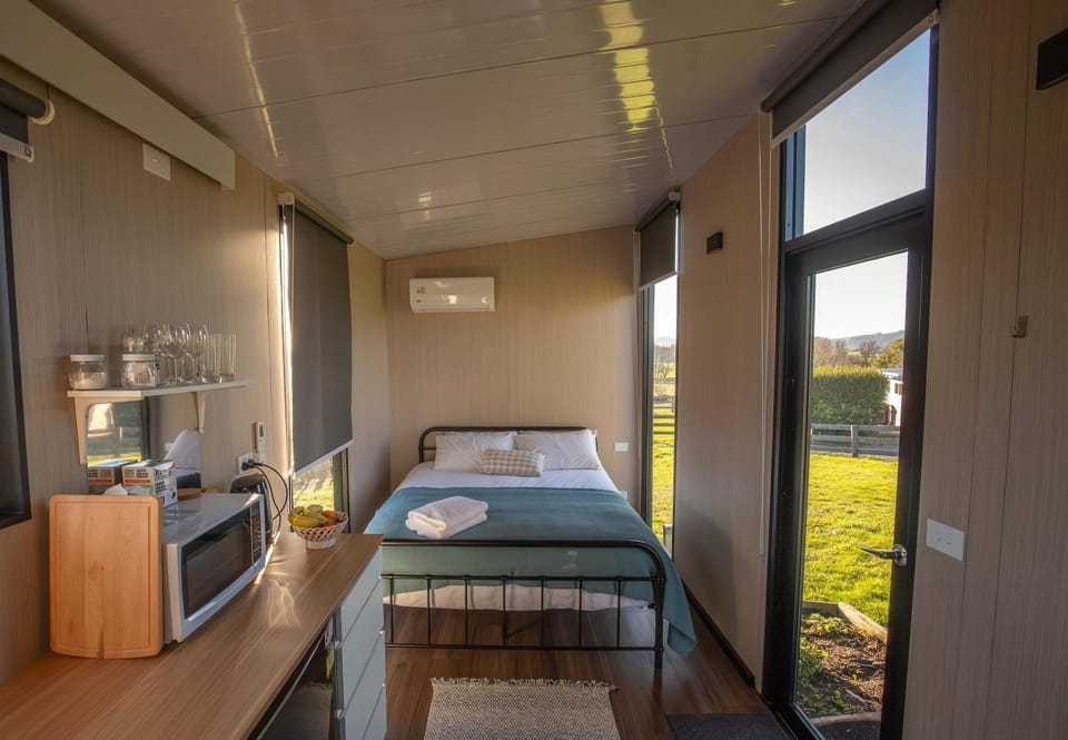 Maungakawa Hill by Tiny Away House in Cambridge