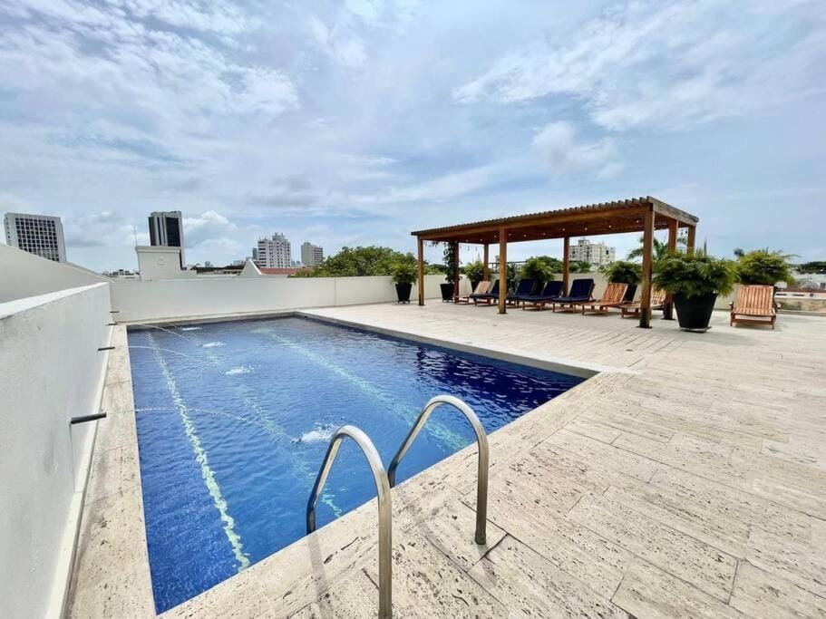 Day, Pool view, Swimming pool, Swimming pool, sunbed