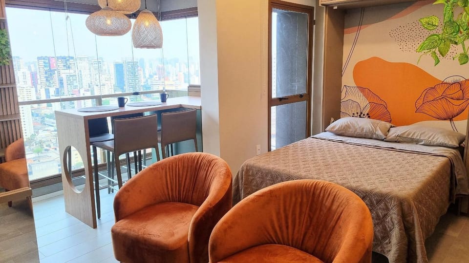Photo of the whole room, Bedroom