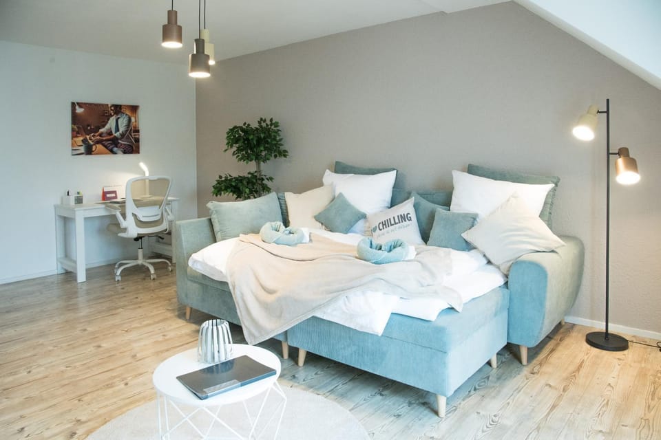 TV and multimedia, Balcony/Terrace, Living room, Business facilities, Seating area, Evening entertainment, heating, internet