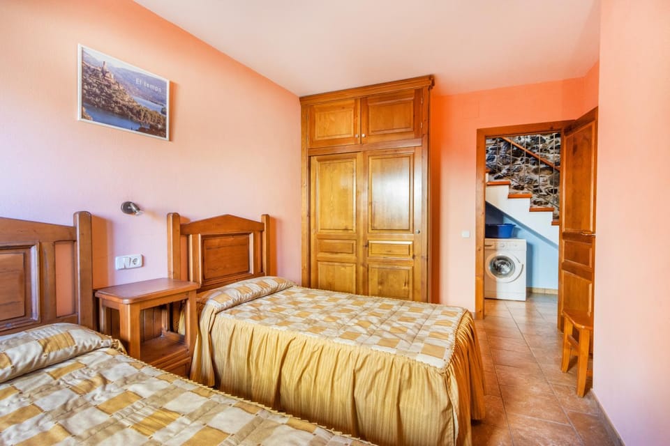 Property building, Living room, Bedroom