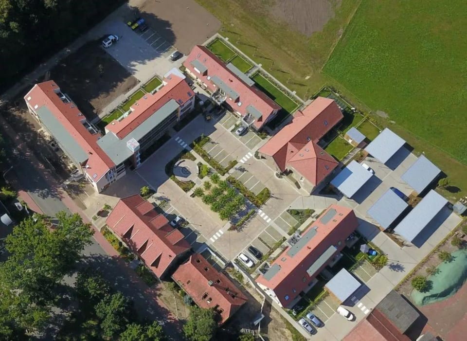 Natural landscape, Bird's eye view, Location