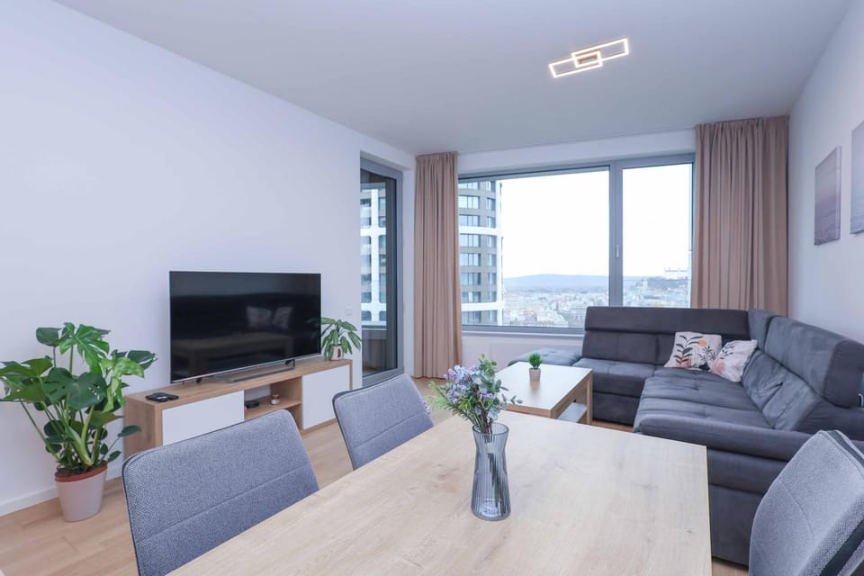 Sky Park Tower 3, free parking and beautiful views Apartment in Bratislava
