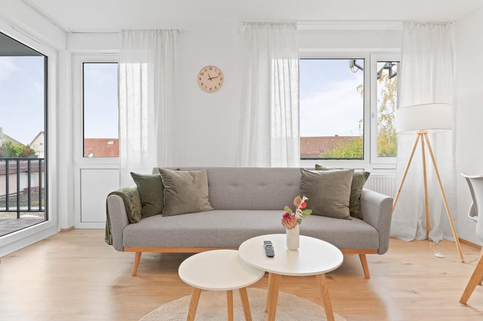 View (from property/room), Living room, Seating area