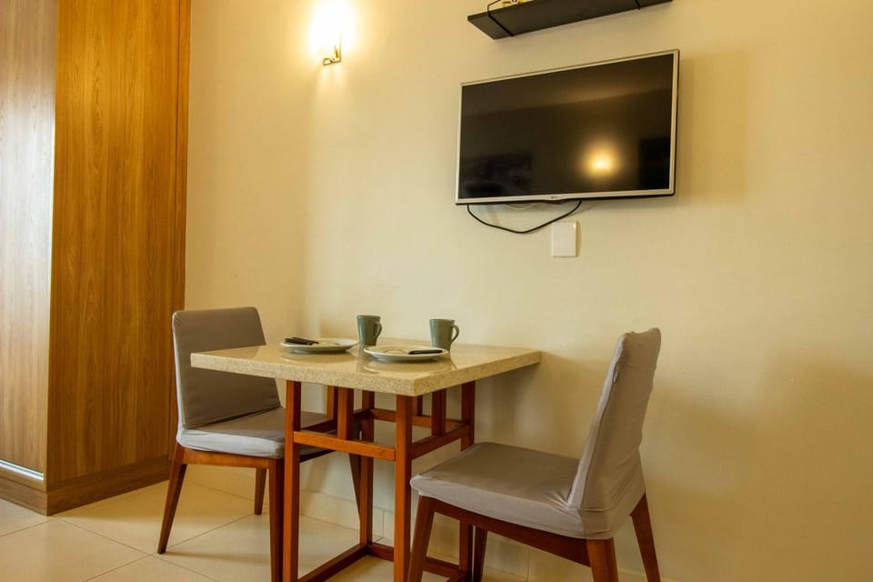 TV and multimedia, Dining area