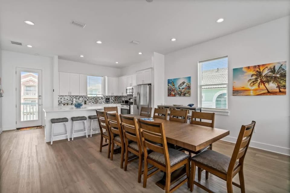 Oceans 20 House in Pensacola Beach