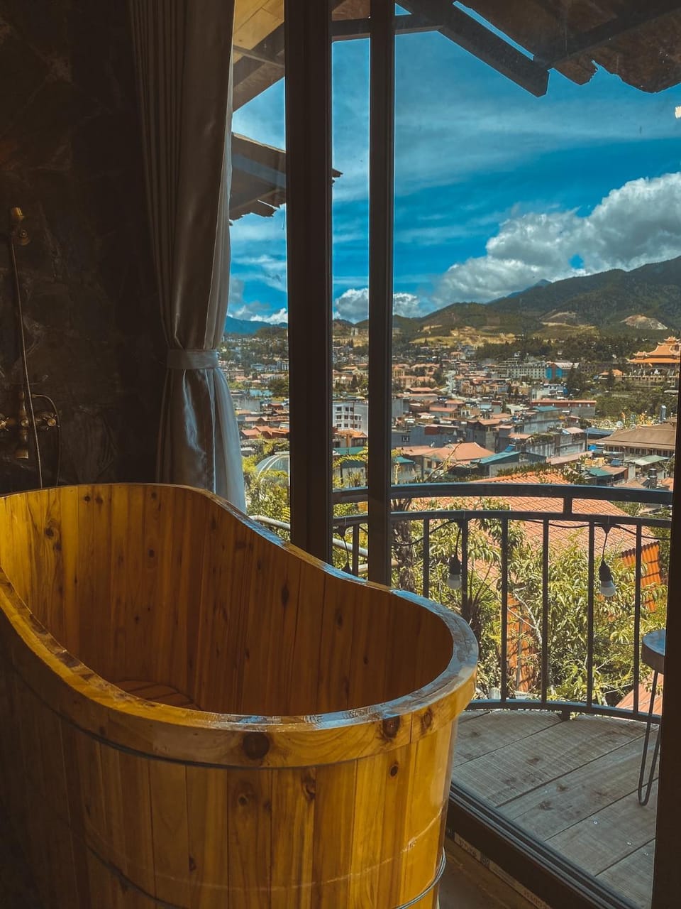 Day, Natural landscape, Hot Tub, View (from property/room), Balcony/Terrace, Mountain view
