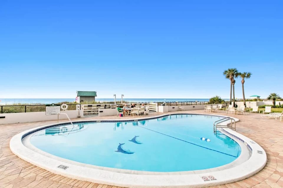 Emerald Towers 1101 House in Destin