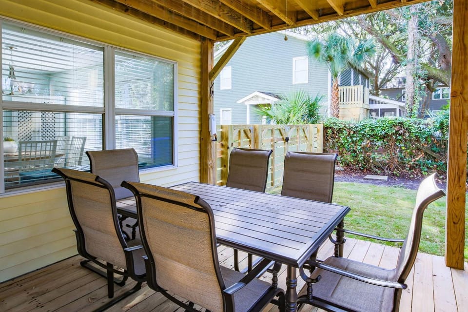 The Blue Oyster House in Isle of Palms