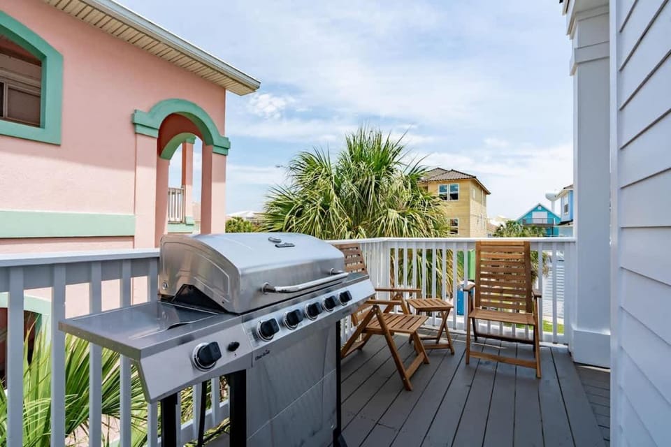 Twente Toes House in Pensacola Beach