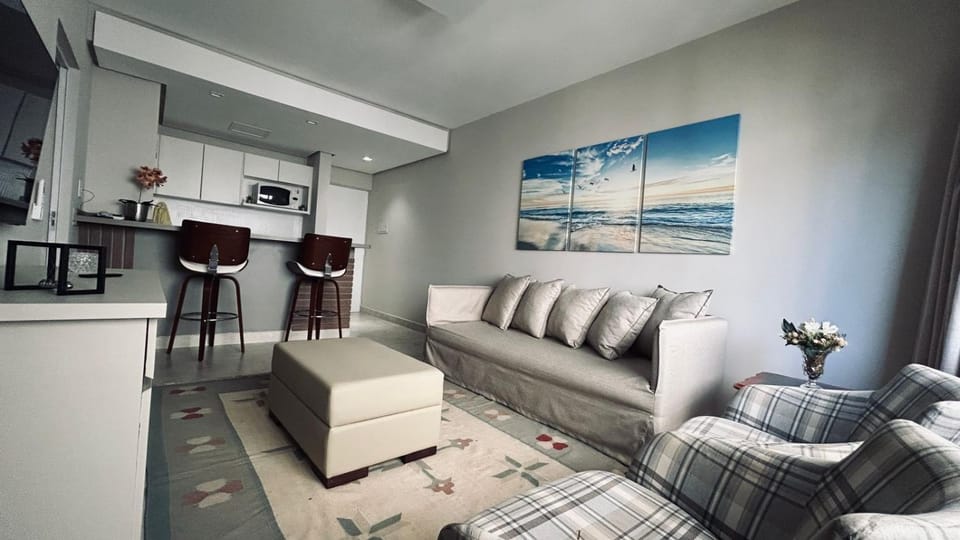 TV and multimedia, Kitchen or kitchenette, Living room