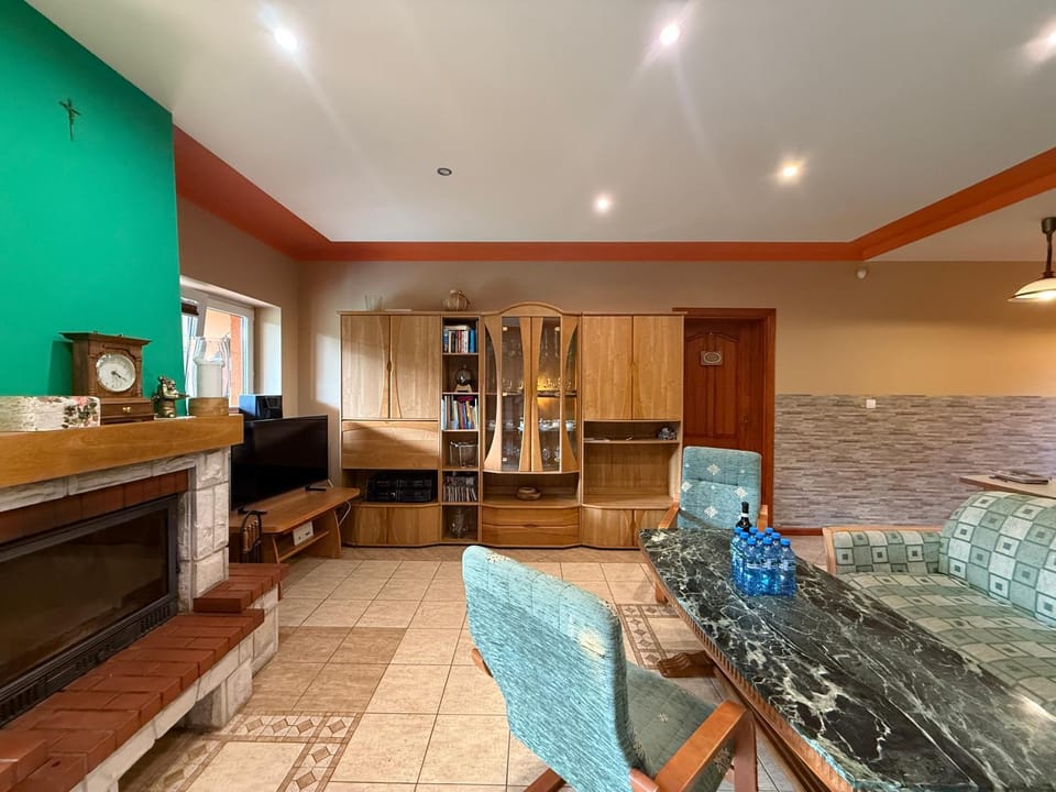 Kitchen or kitchenette, Living room, Seating area, Dining area, dishwasher, minibar, oven, pet friendly, stove