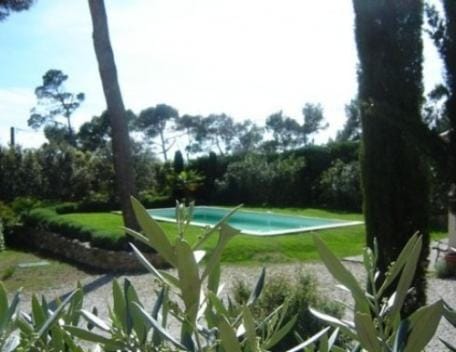 La Tangana Bed and Breakfast in Rognes