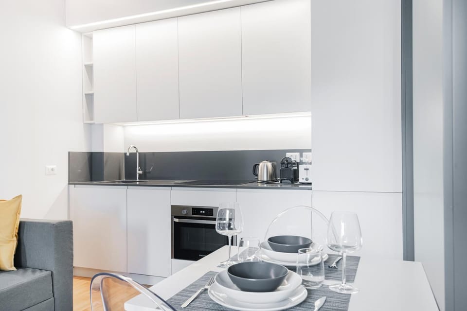 Kitchen or kitchenette, Dining area, oven, kitchen