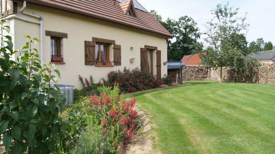 Chambres d'Hôtes de Boudeville Bed and Breakfast in Normandy
