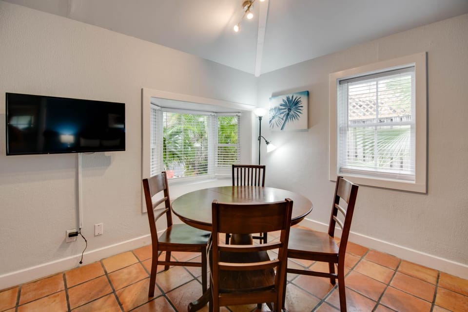 Seagull Suite - Southernmost Sanctuary House in Key West