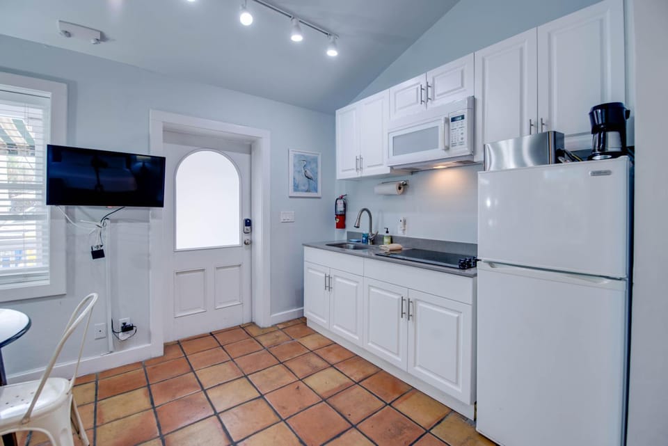 Heron Suite - Southernmost Sanctuary House in Key West