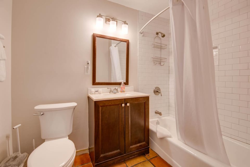 Heron Suite - Southernmost Sanctuary House in Key West
