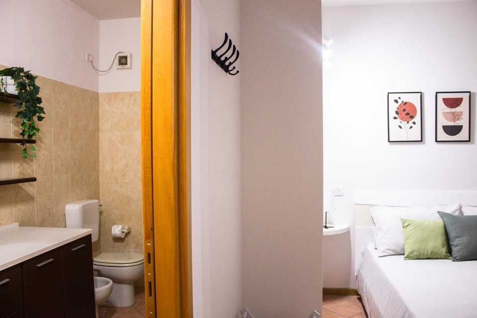 Bathroom, Bedroom