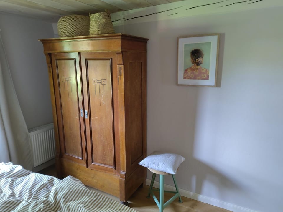 Bed, Bedroom, wardrobe