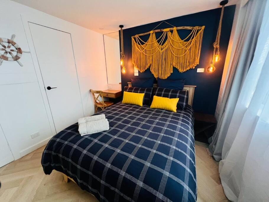 Nautical living in Manly Apartment in Manly