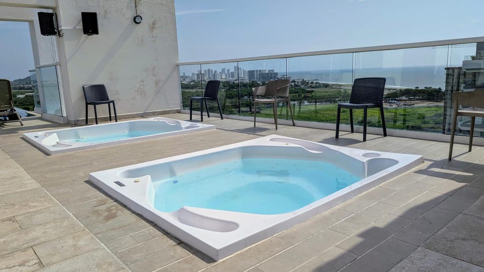 Pool view, Swimming pool