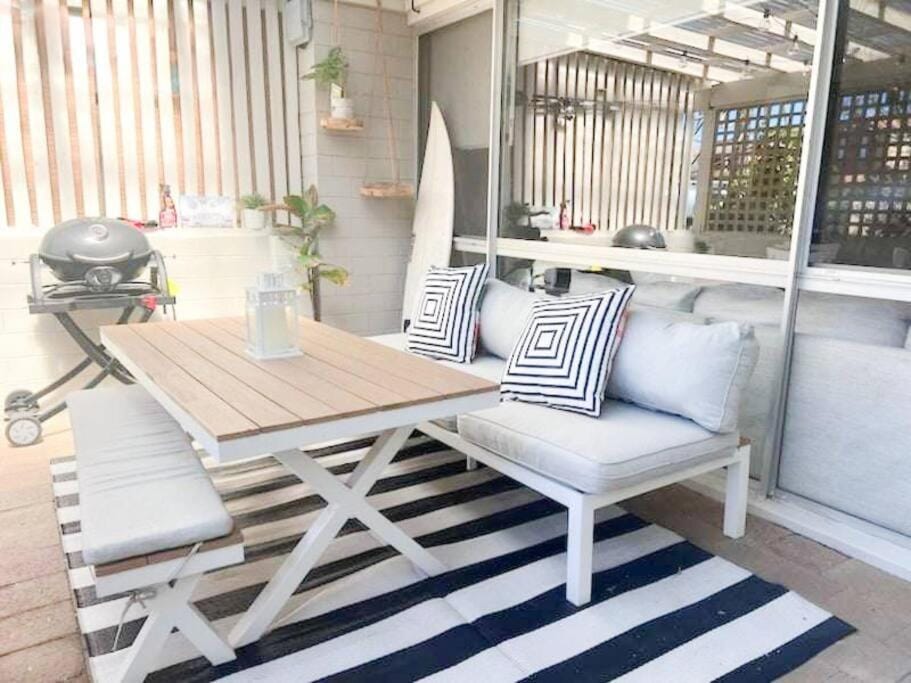 Patio, Seating area