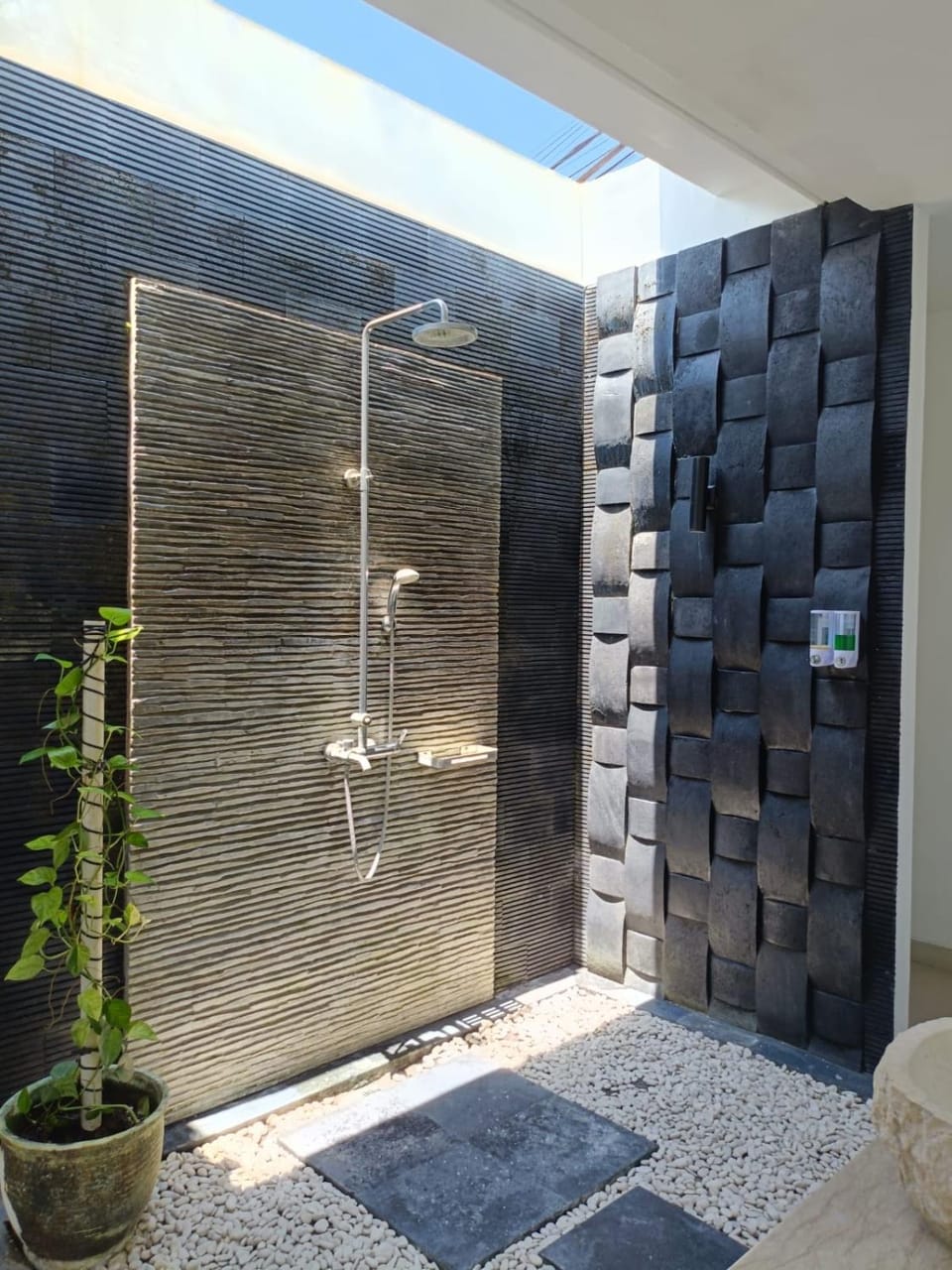 Villa umara 2 kerobokan close to seminyak Villa in North Kuta