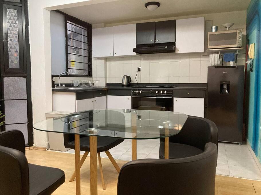 Ubicadísimo departamento Apartment in Mexico City