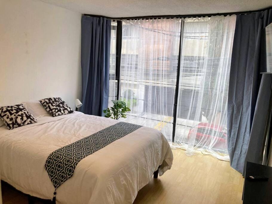 Ubicadísimo departamento Apartment in Mexico City