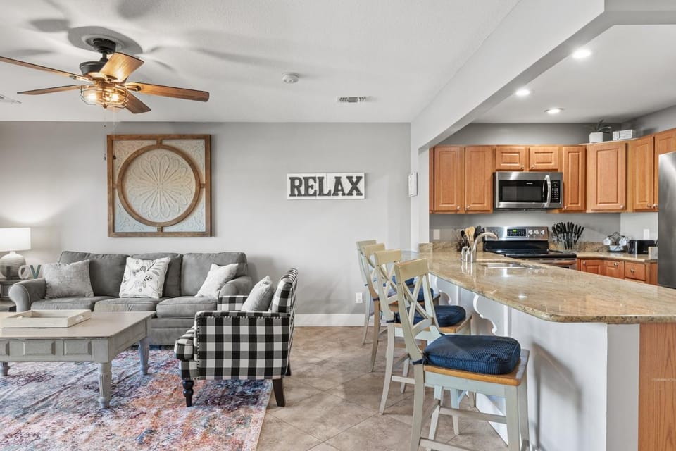 Chick and Dudes Beach Escape condo Apartment in Miramar Beach