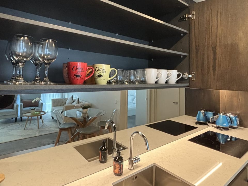 Coffee/tea facilities, Kitchen or kitchenette