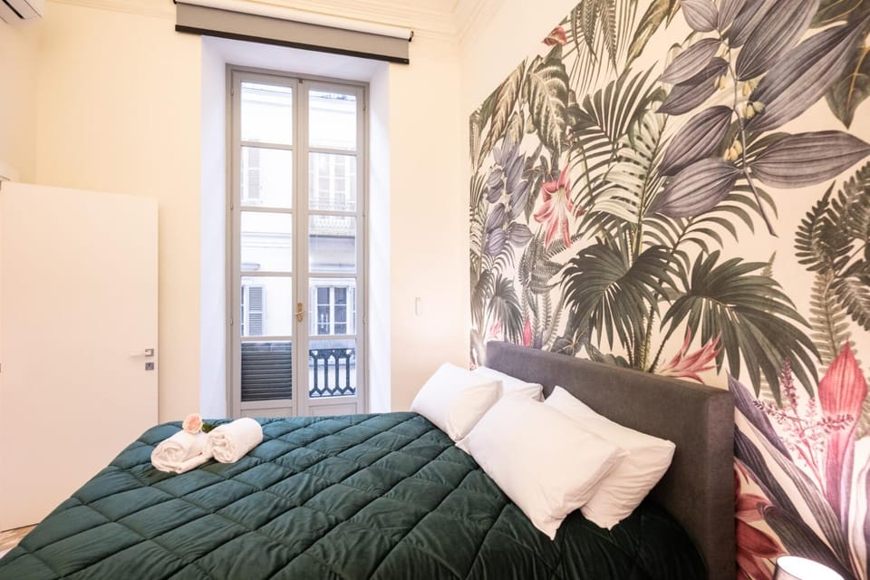 Bed, Photo of the whole room, Bedroom, towels, air conditioner