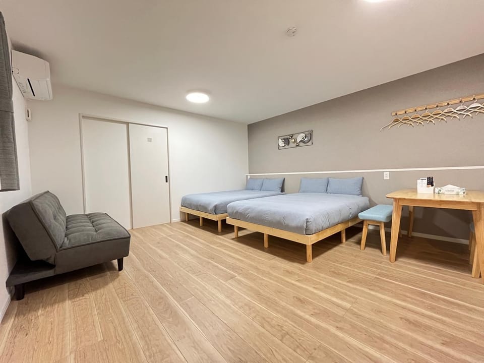 Living room, Bedroom
