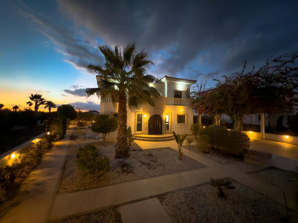 Property building, Night, Bird's eye view, Garden, Garden, View (from property/room), City view, Garden view, Garden view, Landmark view, Landmark view, Pool view, Sea view, Inner courtyard view