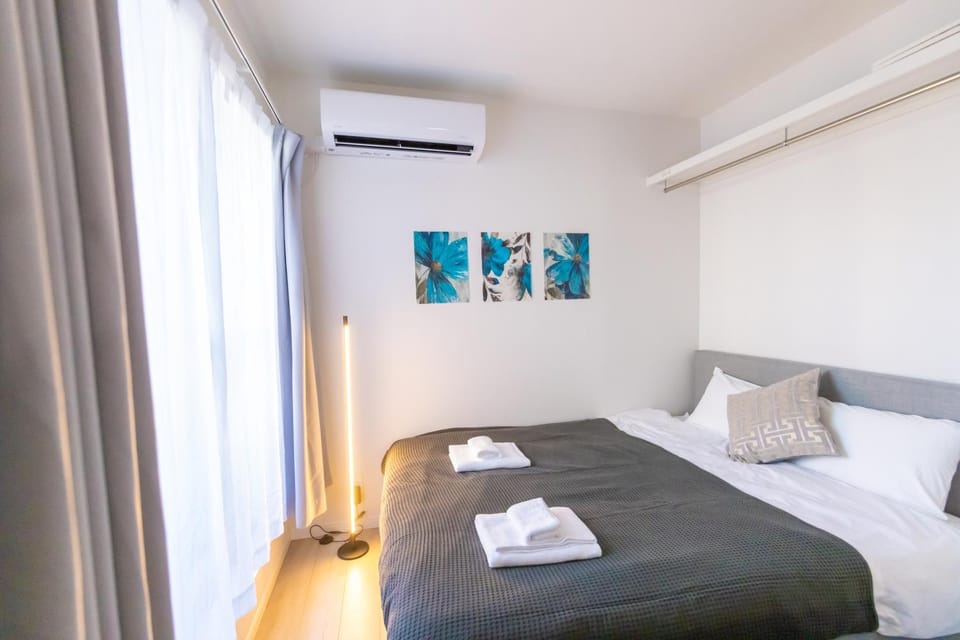 Bed, Photo of the whole room, air conditioner