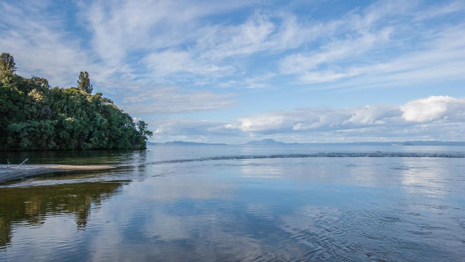Nearby landmark, Natural landscape