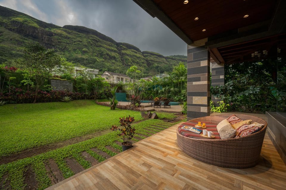 Property building, Natural landscape, Garden view, Mountain view