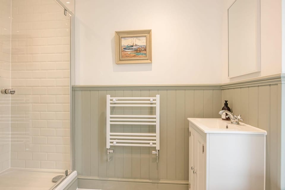 Millicent Cottage, Aldeburgh House in Aldeburgh